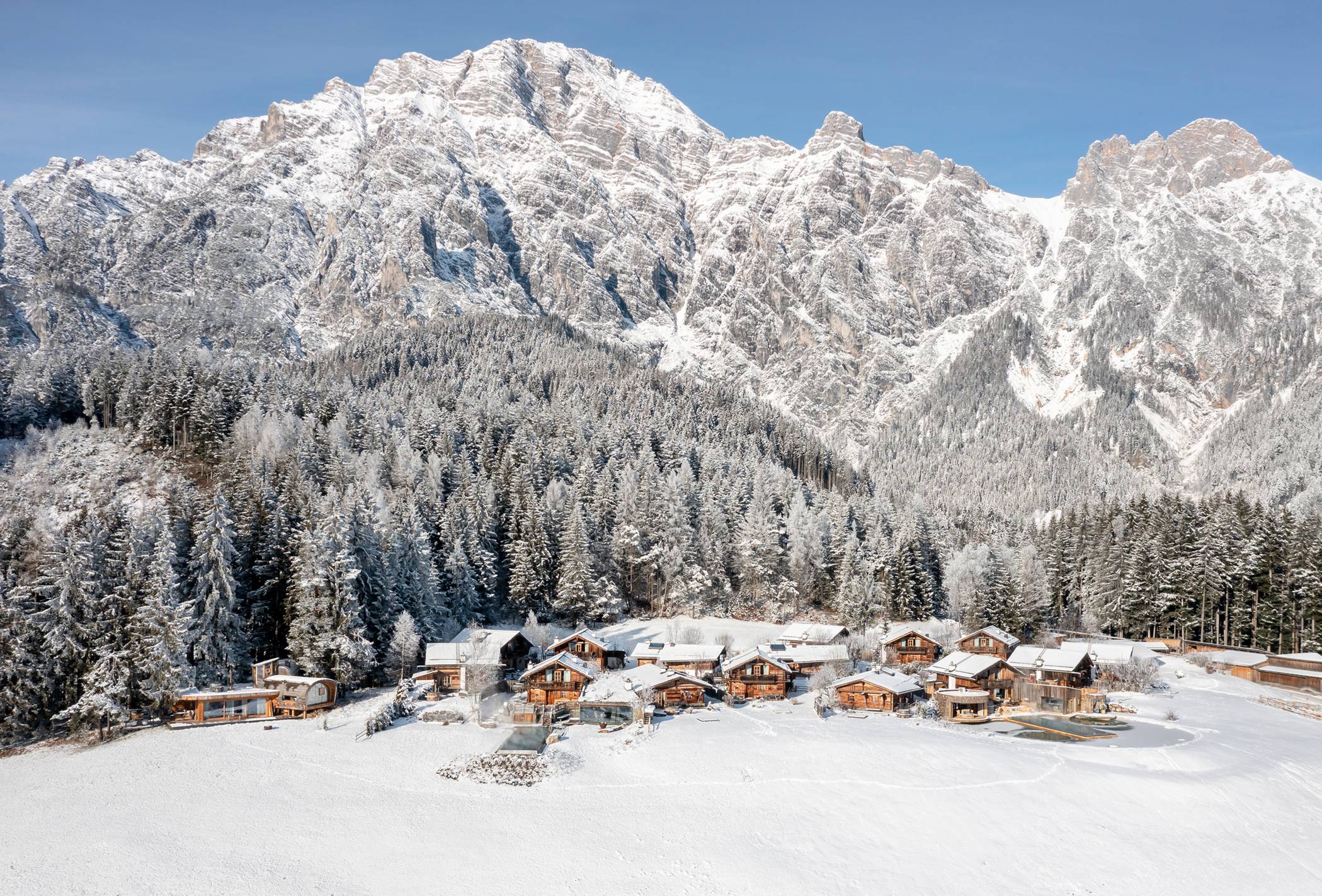 Vogelperspektive Hüttendorf Priesteregg